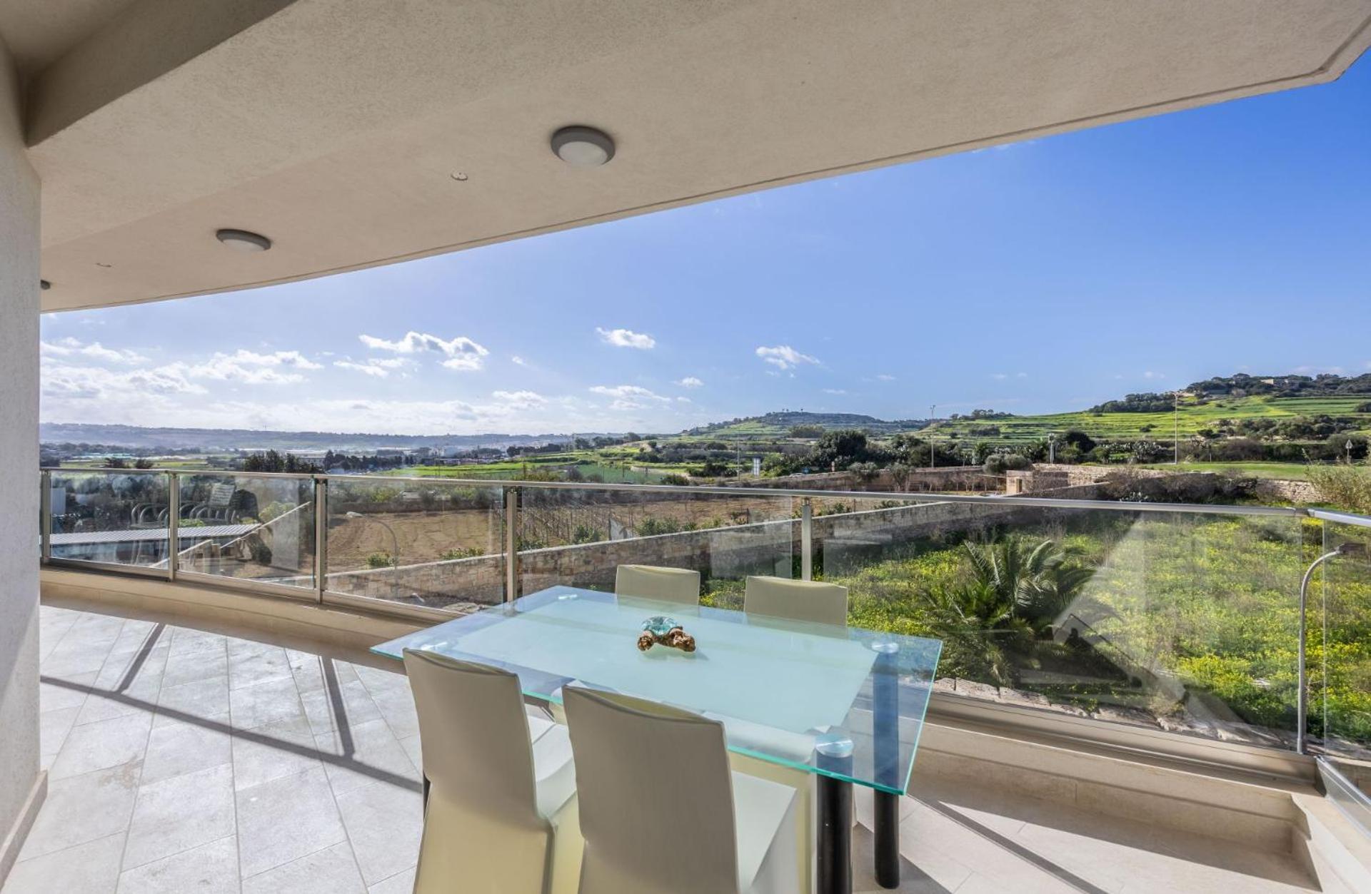 Sunset Bliss Luxury Apartment St. Paul's Bay Exterior photo