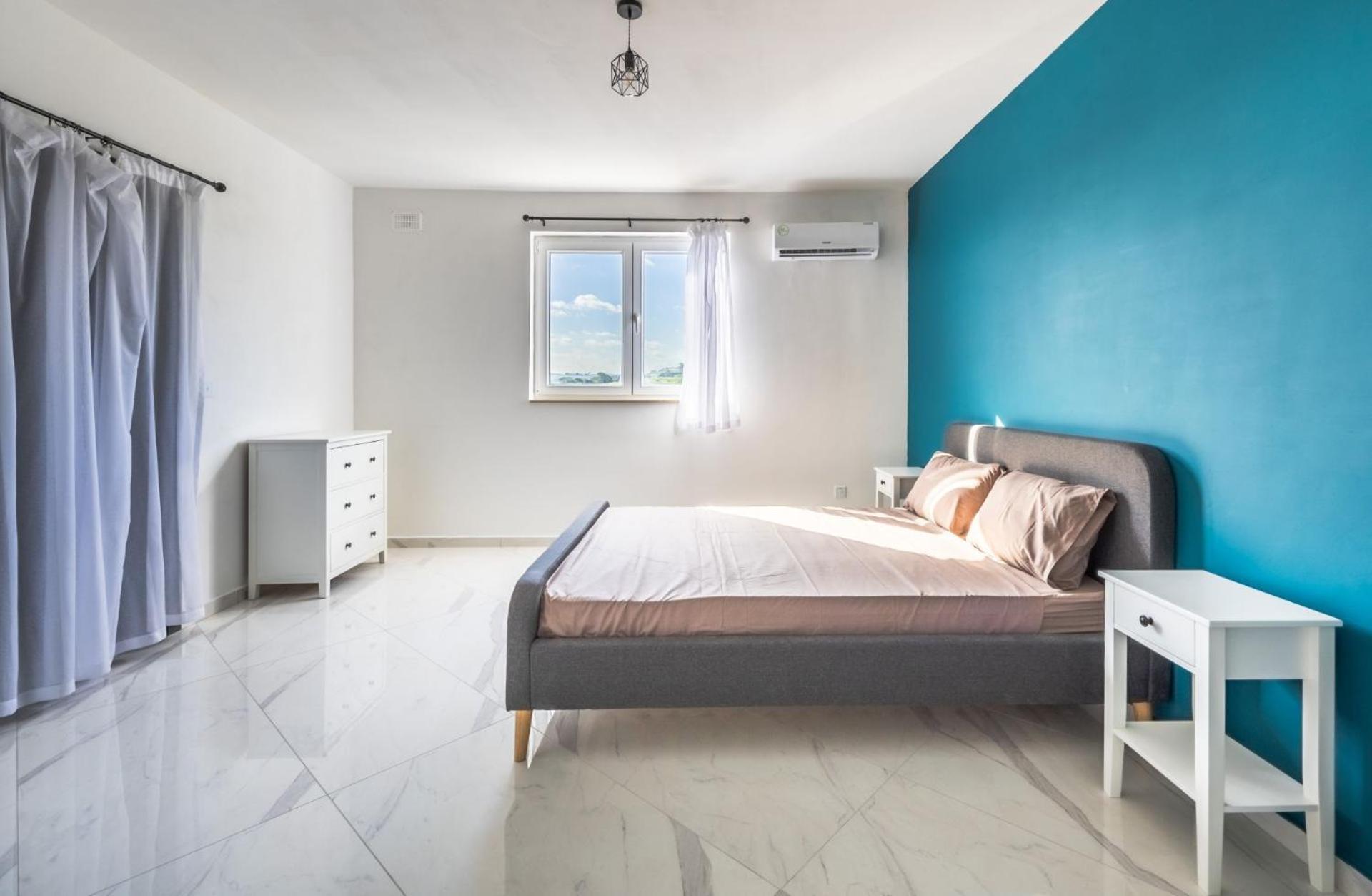 Sunset Bliss Luxury Apartment St. Paul's Bay Exterior photo